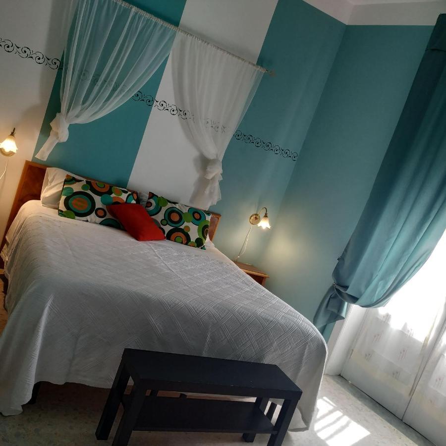 Teggiano Hotel La Congiura Dei Baroni מראה חיצוני תמונה