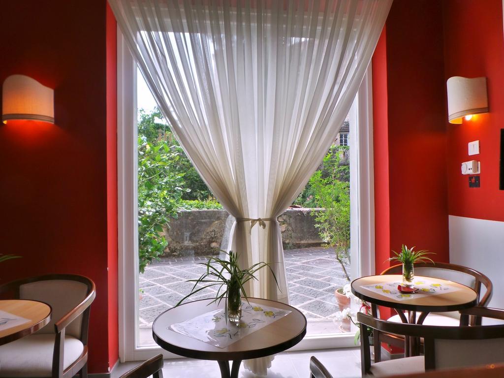 Teggiano Hotel La Congiura Dei Baroni מראה חיצוני תמונה