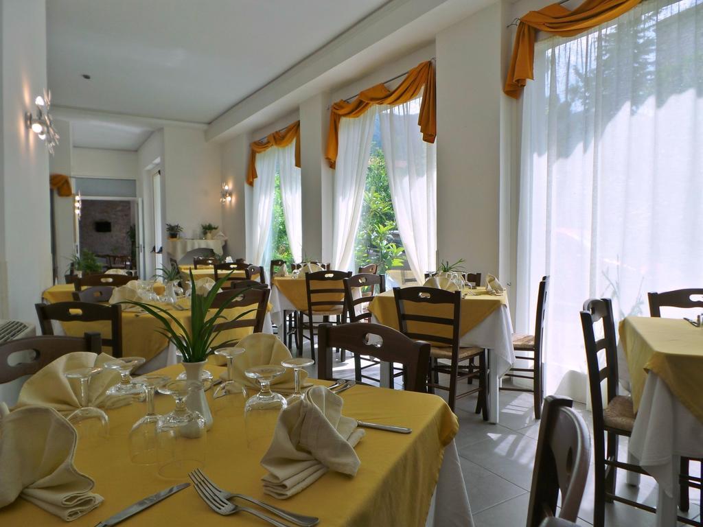 Teggiano Hotel La Congiura Dei Baroni מראה חיצוני תמונה