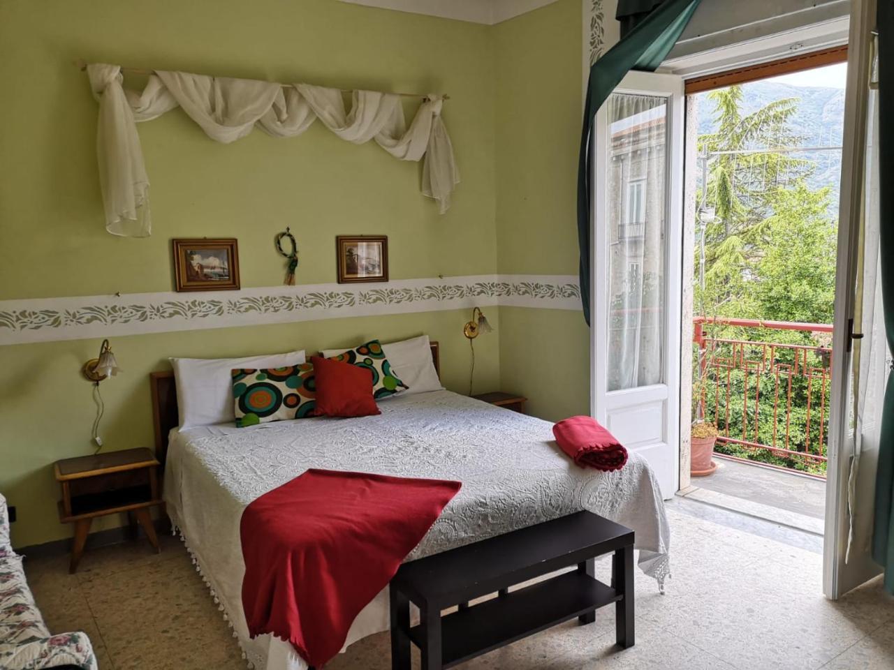 Teggiano Hotel La Congiura Dei Baroni מראה חיצוני תמונה