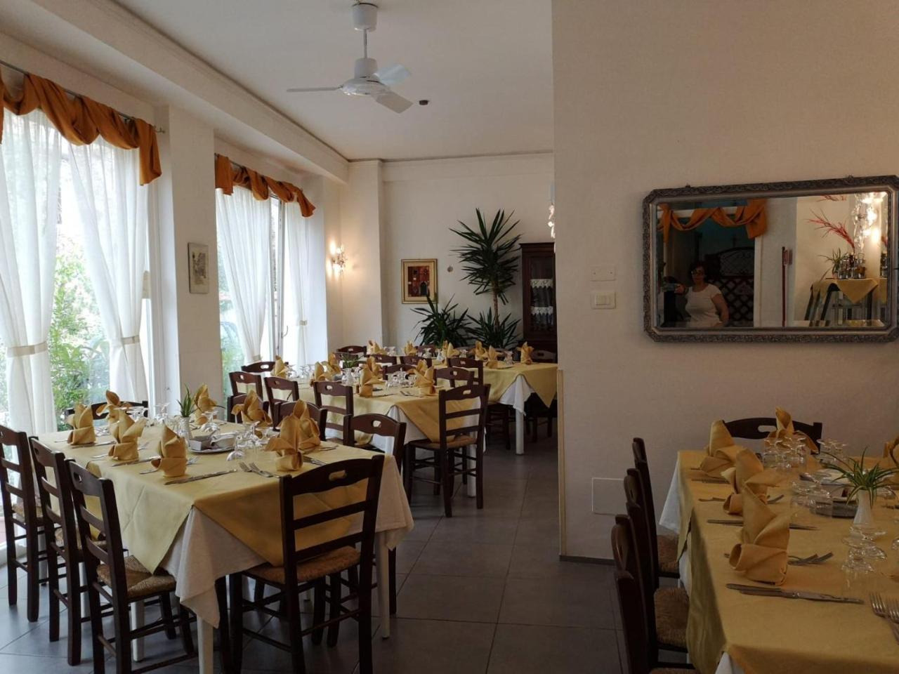 Teggiano Hotel La Congiura Dei Baroni מראה חיצוני תמונה