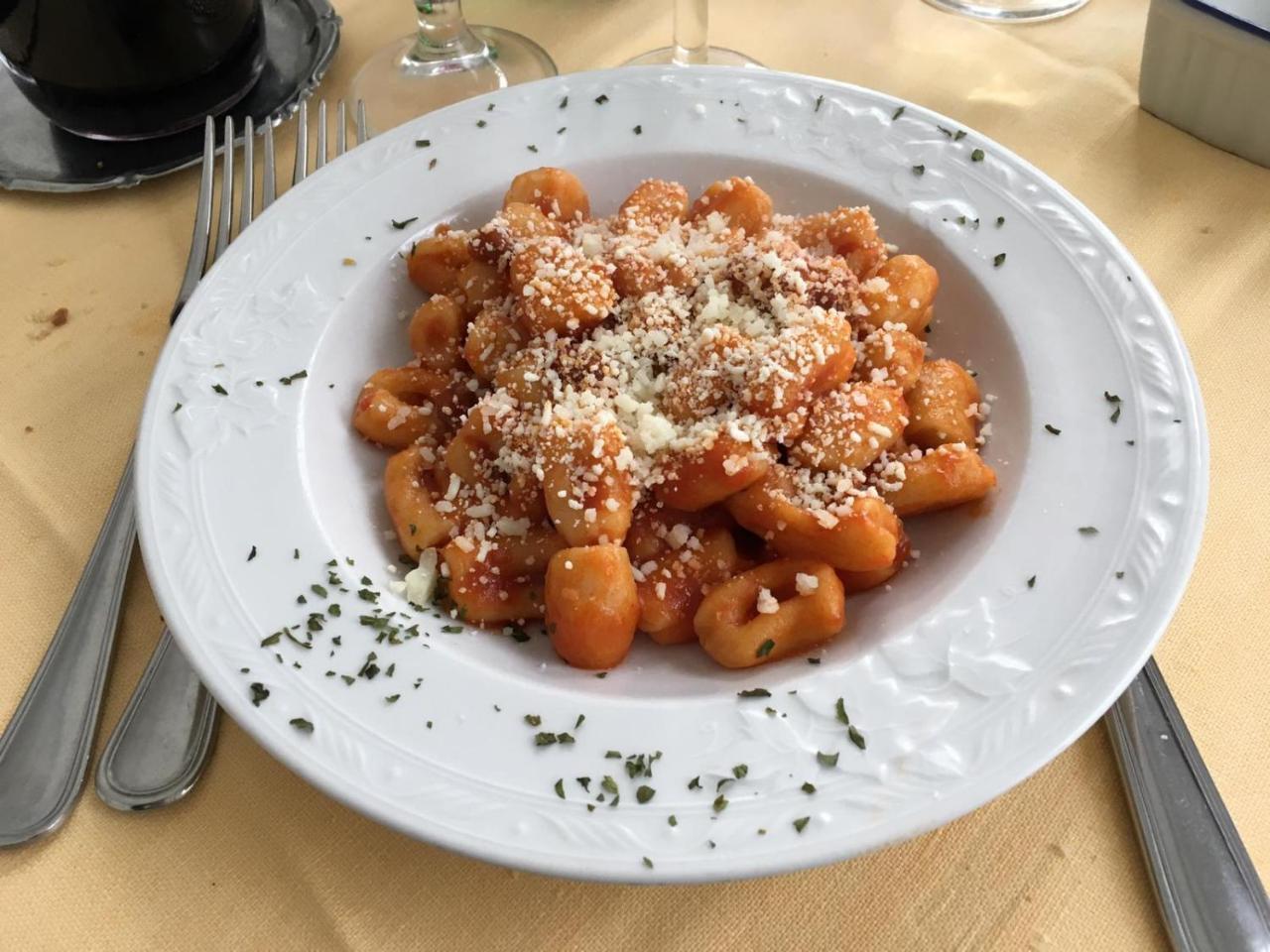 Teggiano Hotel La Congiura Dei Baroni מראה חיצוני תמונה